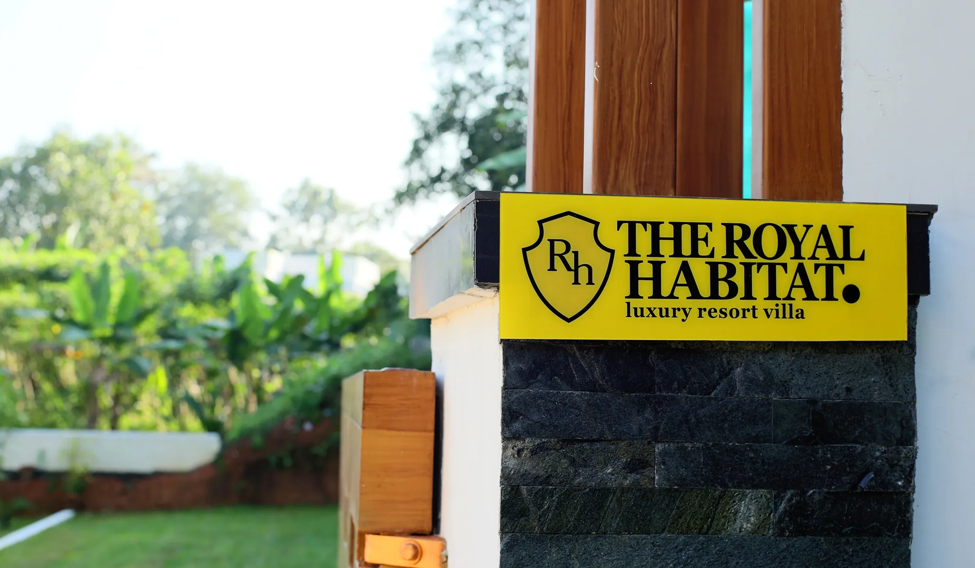 Royal Habitat